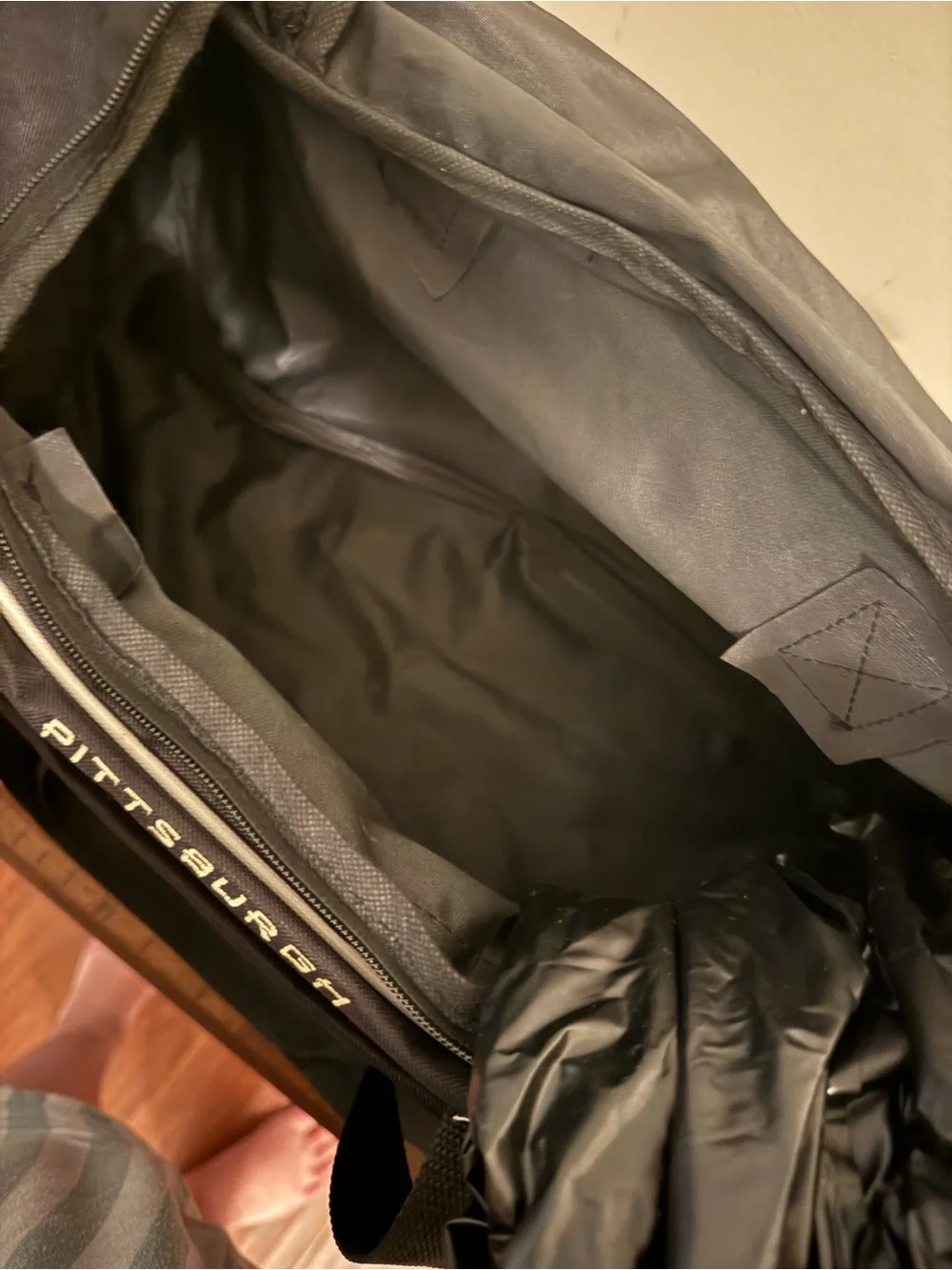 NHL Pittsburgh Penguins - Black Logo Duffle Bag